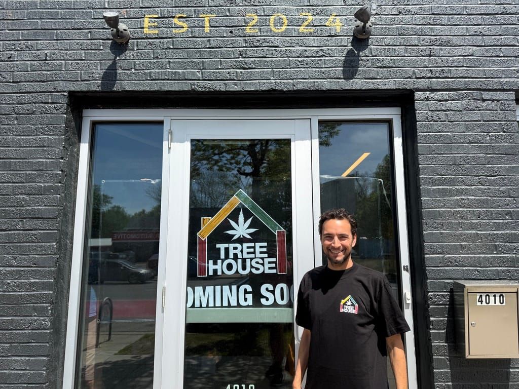 🌲 Dispensary coming to 41st and Lake
