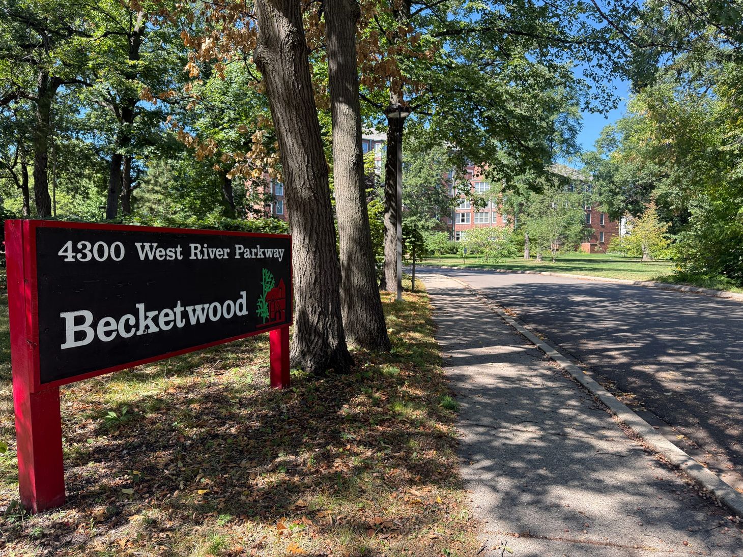 🏫 "Like never-ending summer camp": Becketwood senior co-op turns 40