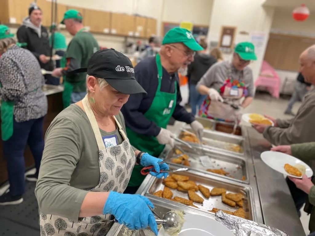 🎣 An evening at the fish fry