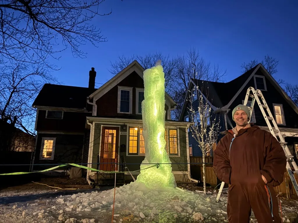 🧊 The 42nd Ave ice tower
