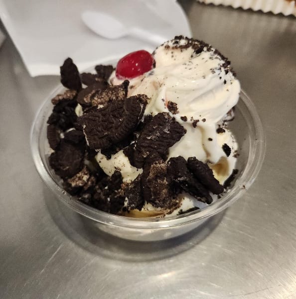 Sundae topped with Oreo crumbles