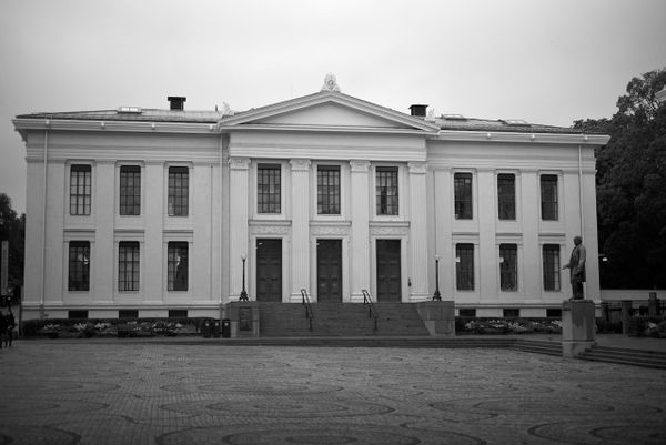 Lovvedtak 57 (2018–2019)