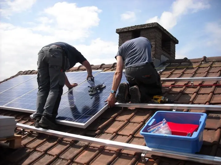 installation panneaux solaires