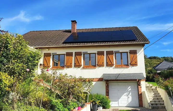 installation solaire réalisée par Otovo