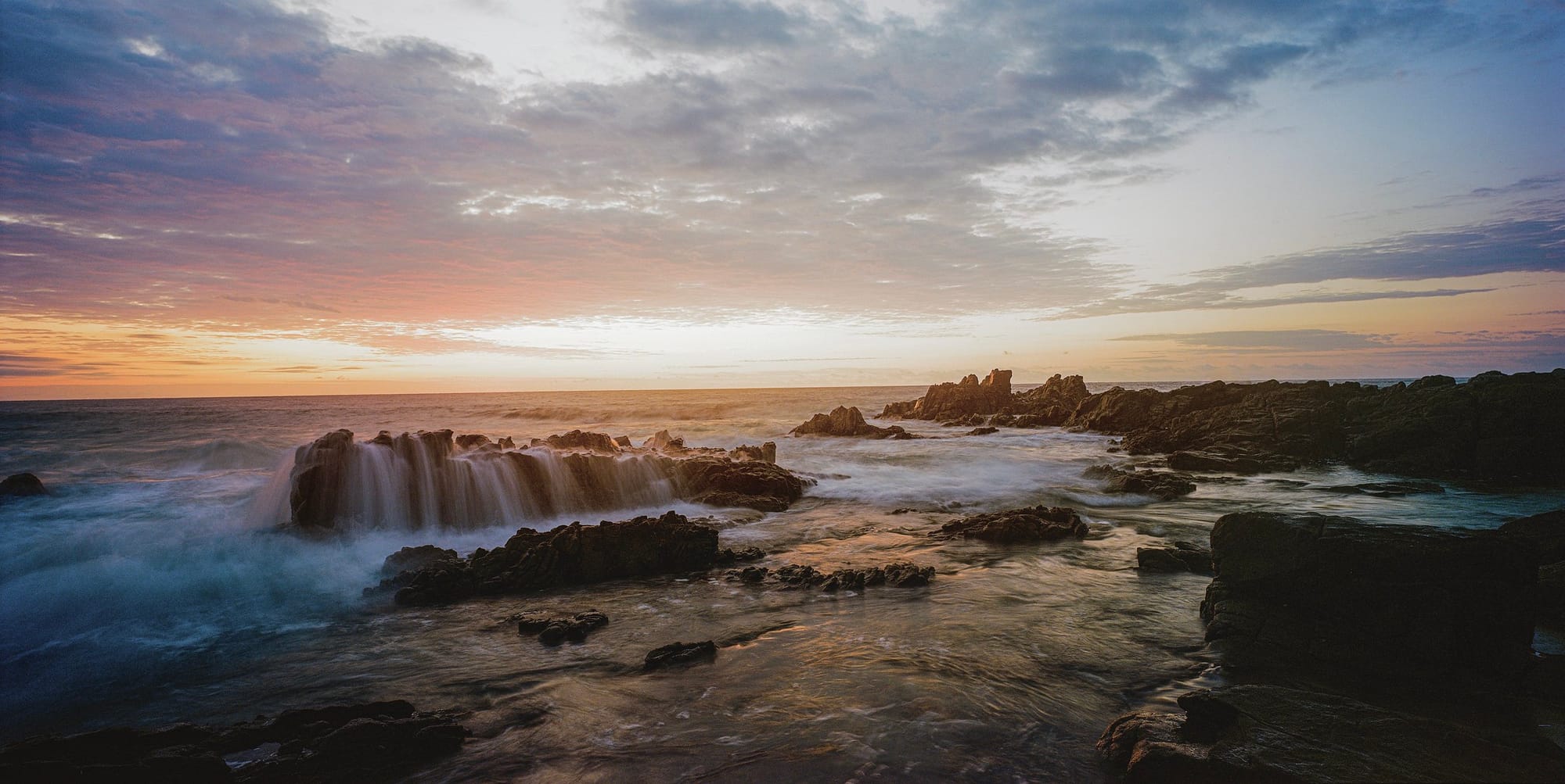 Nigel Sommerfeld Documents Dawn on the Queensland Coast