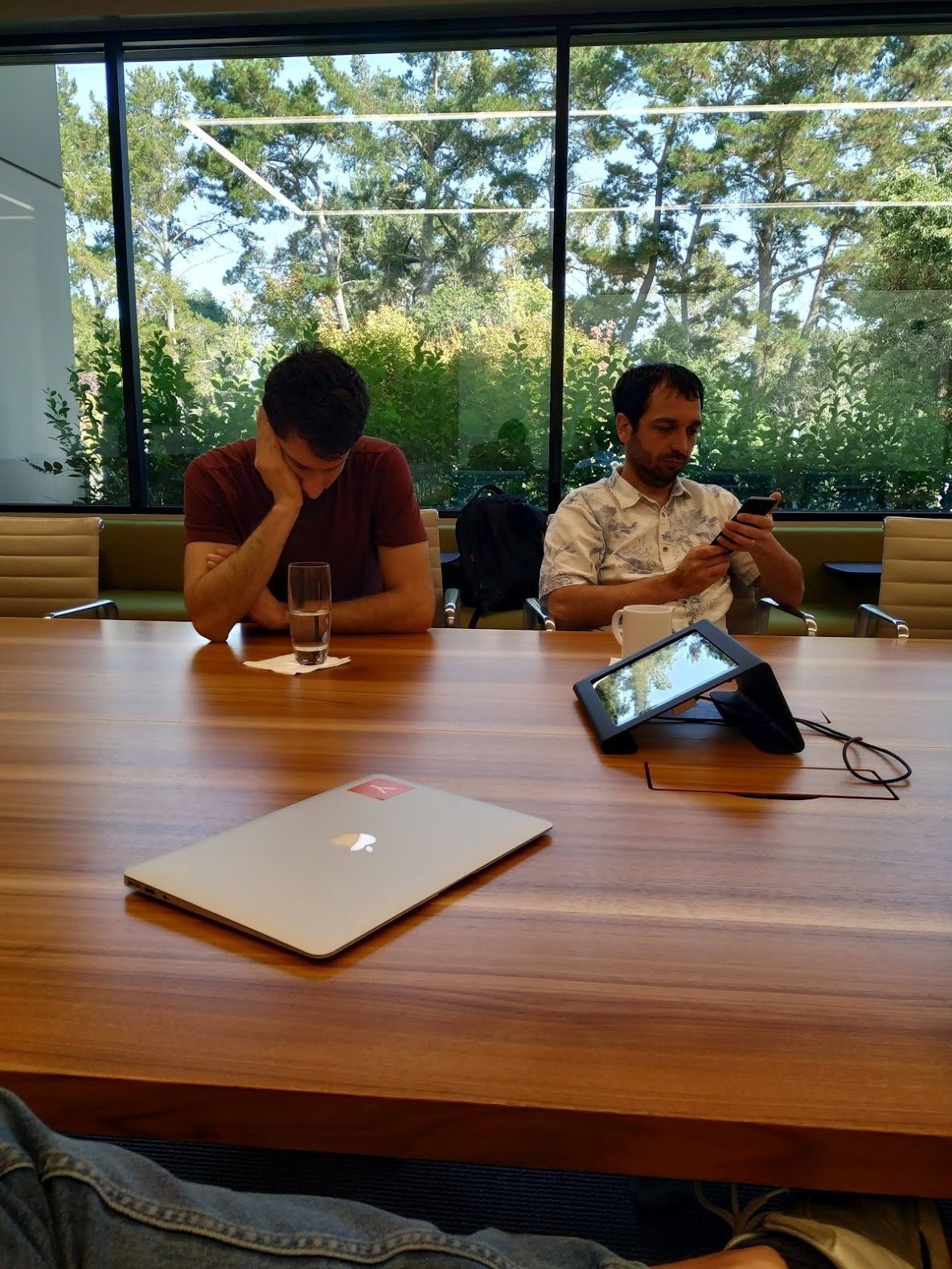 Andrés y Agustín.