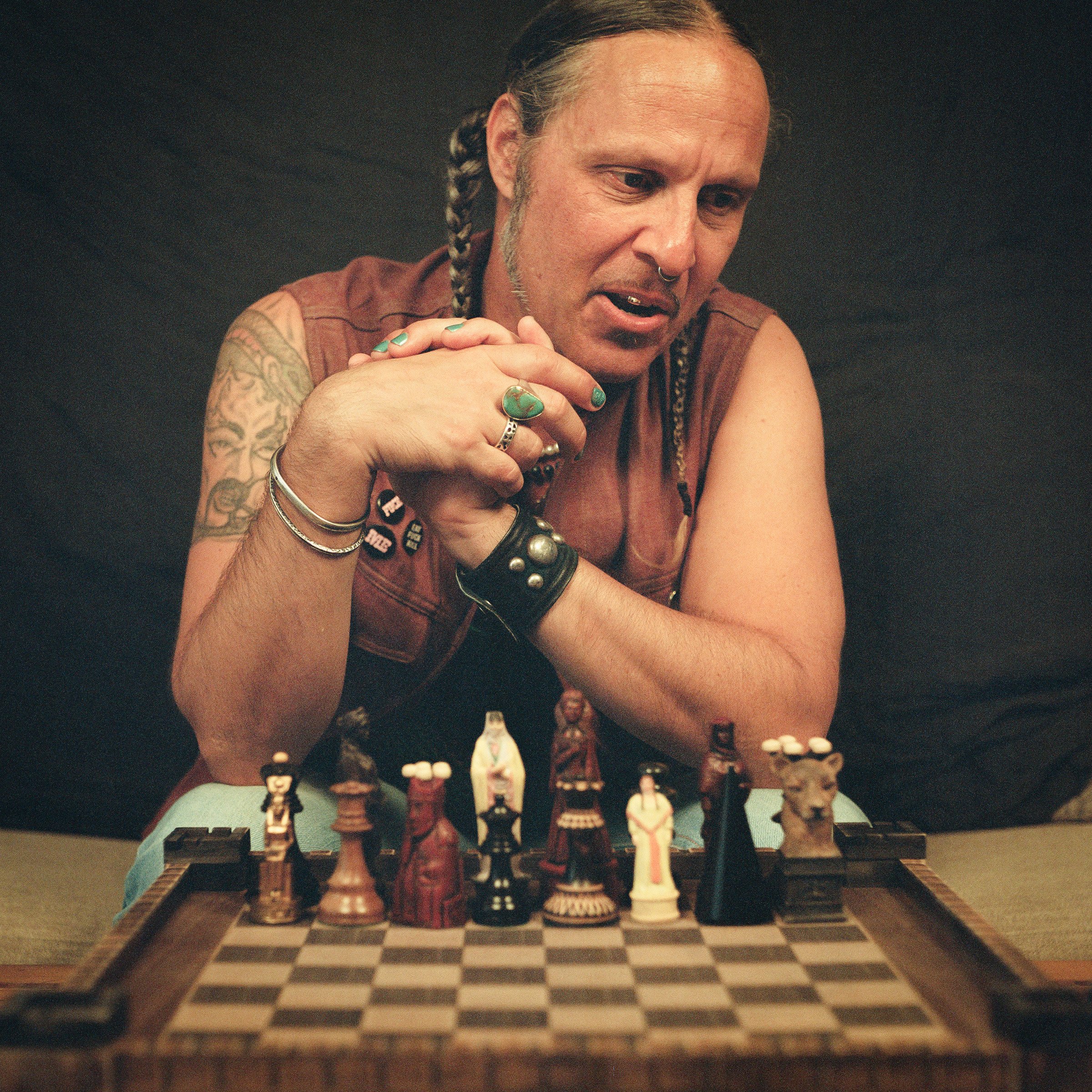 082024-MHB-Sharkbite-Rolleichord-Lomo800-02 copy.jpg