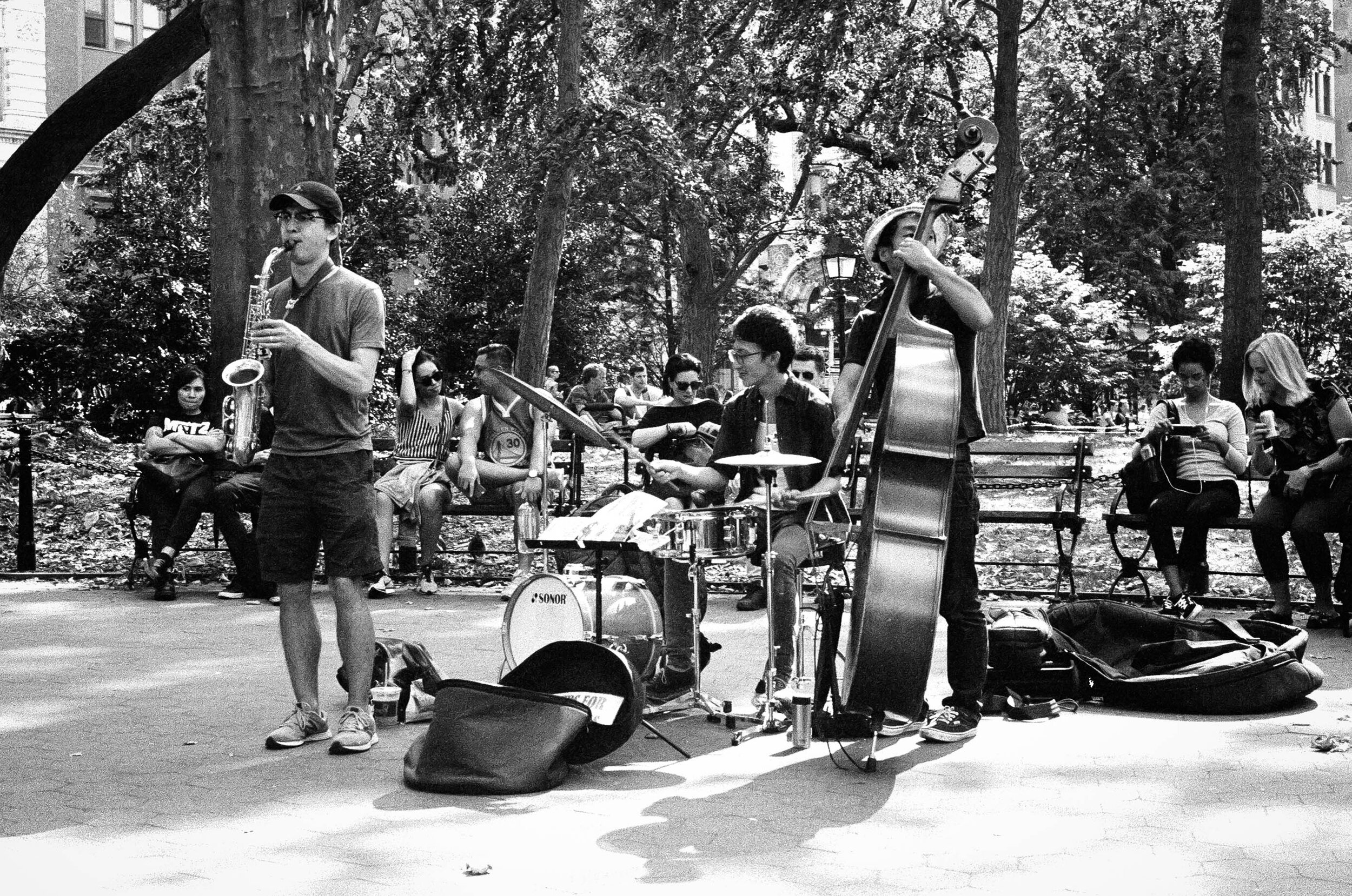 Jazz-in-Washinton-Sq_Park.jpg