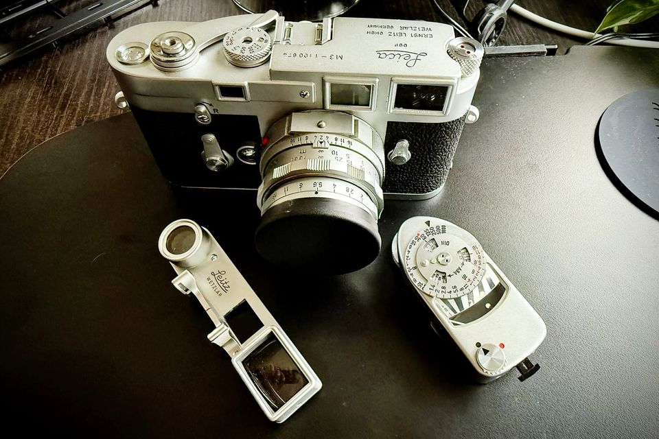 1964 Leica M3, 50mm Dual Rangefinder, Leicameter Mr4