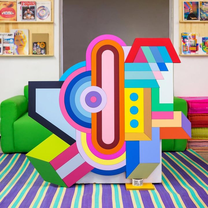 This Moroccan artist wants to spread colorful positivity with her art