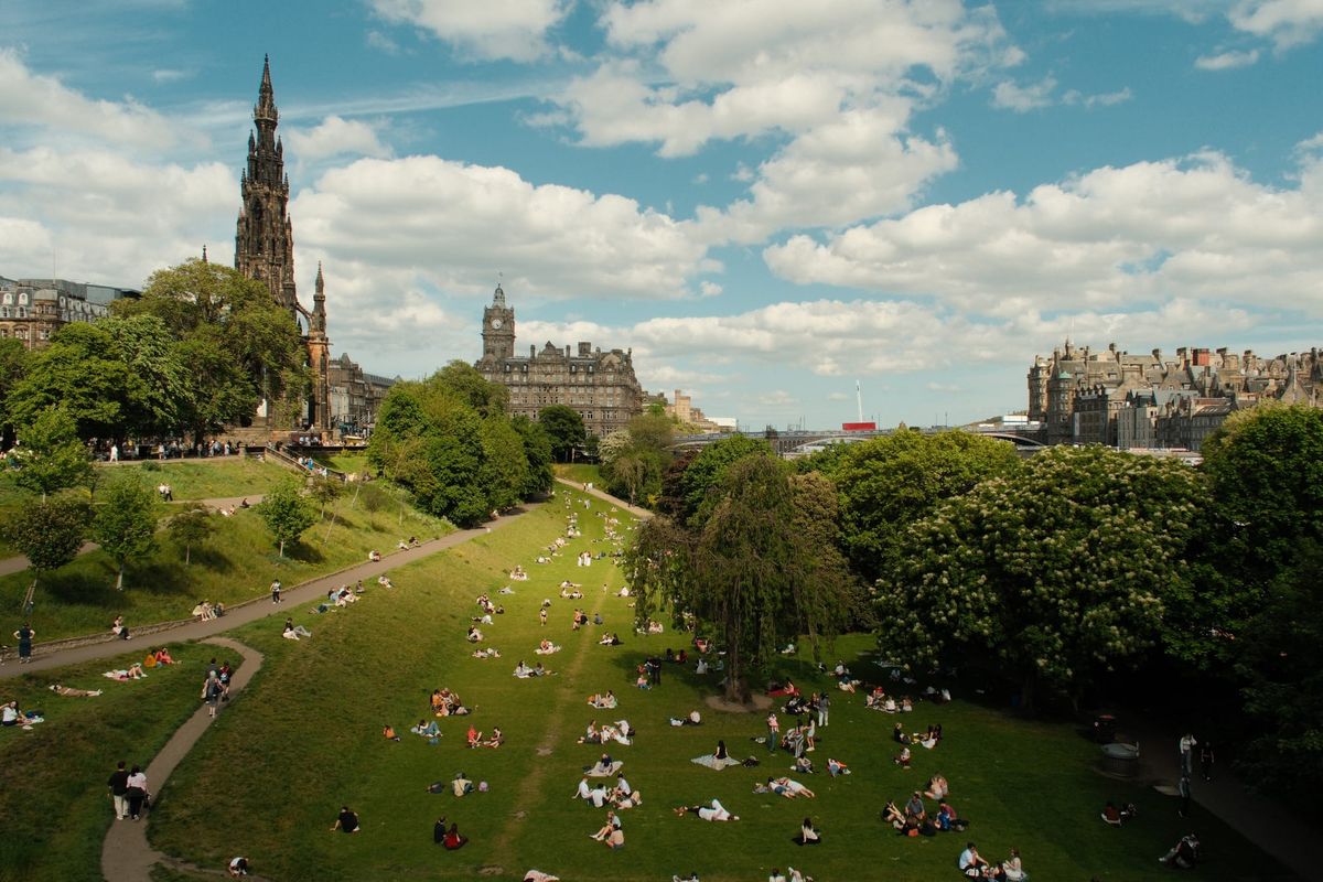 The Edinburgh Minute ⏰ Monday 25 May 2026