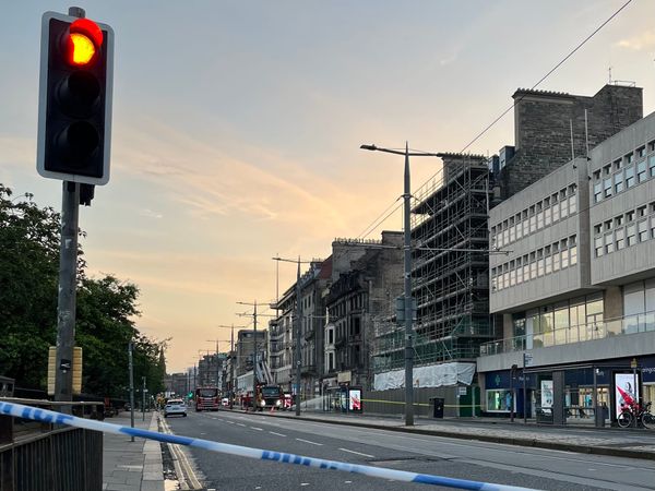 Breaking news: no trams to Leith for at least another 3 weeks