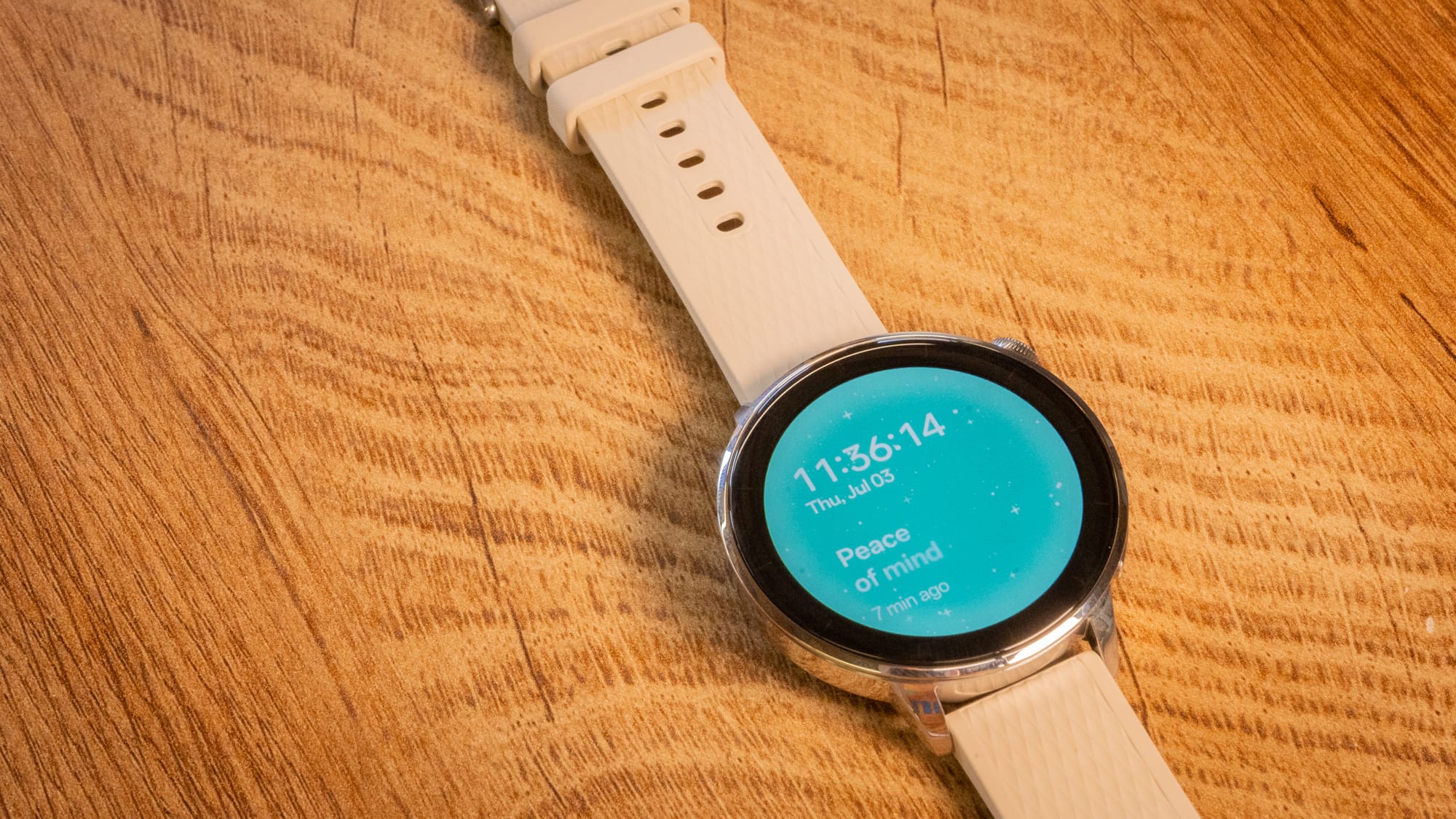 a photo of the stress tracking watchface on the oneplus watch 3