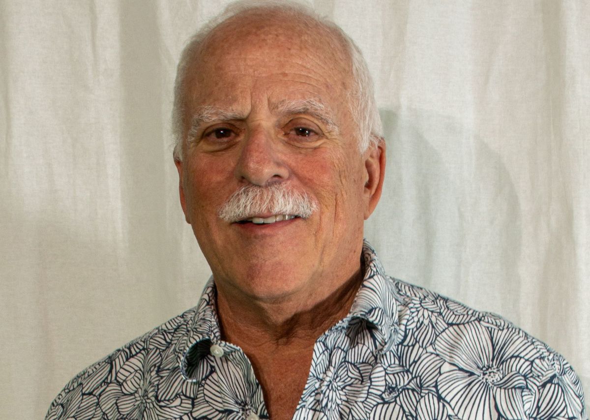 S2 Reads from his book 'Lights on, Clothes Off,' 8-17-2023