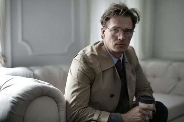 Why Men Grieve Differently — and How It Shows