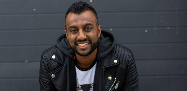 Unleashing the Power of Storytelling in Pitch Decks: A Guide for Entrepreneurs