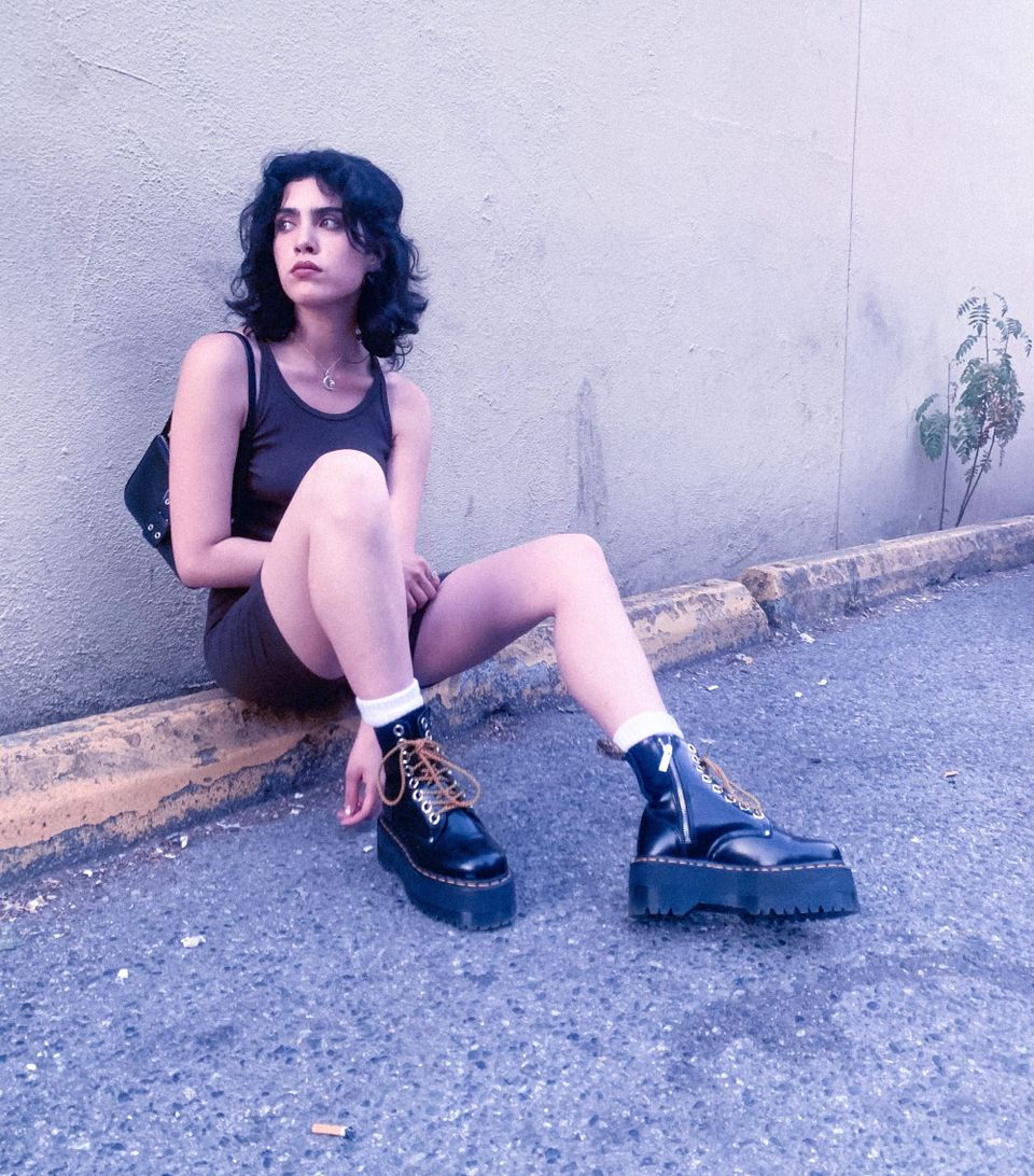 1.4 I find myself staring at strangers