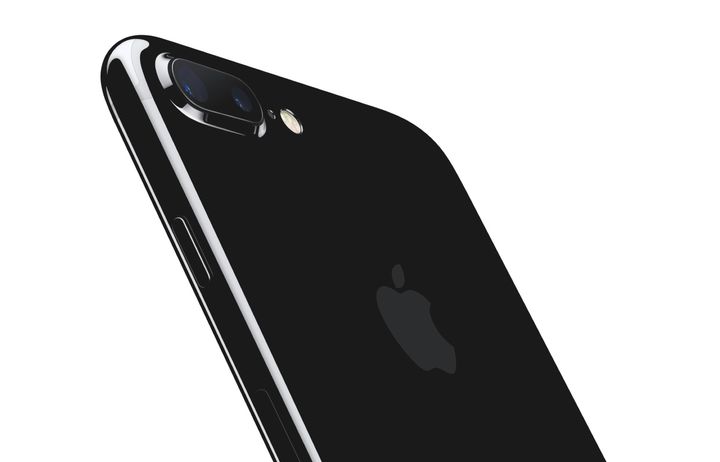 iPhone7 Plus 予約した。