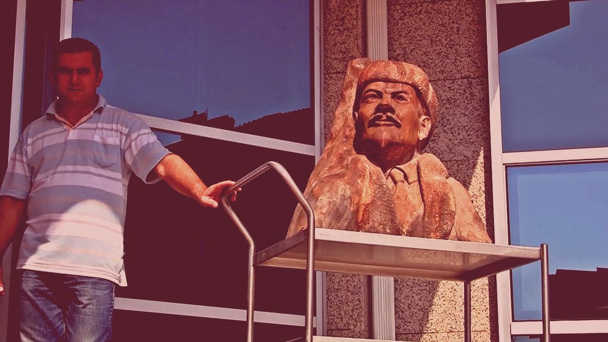HOŞGELDİN LENİN (Begüm Özden Fırat, Aylin Kuryel, Emre Yeksan, Ahmet Murat Öğüt, 2016).