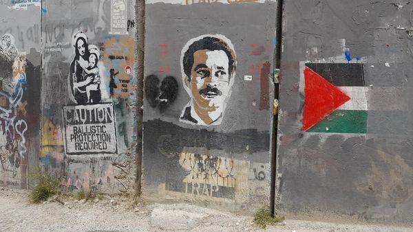 8 Temmuz 1972'de Mossad tarafından Beyrut'ta bomba yüklü bir araçla öldürülen Gassan Kanafani anısına hazırlanmış bir grafiti
