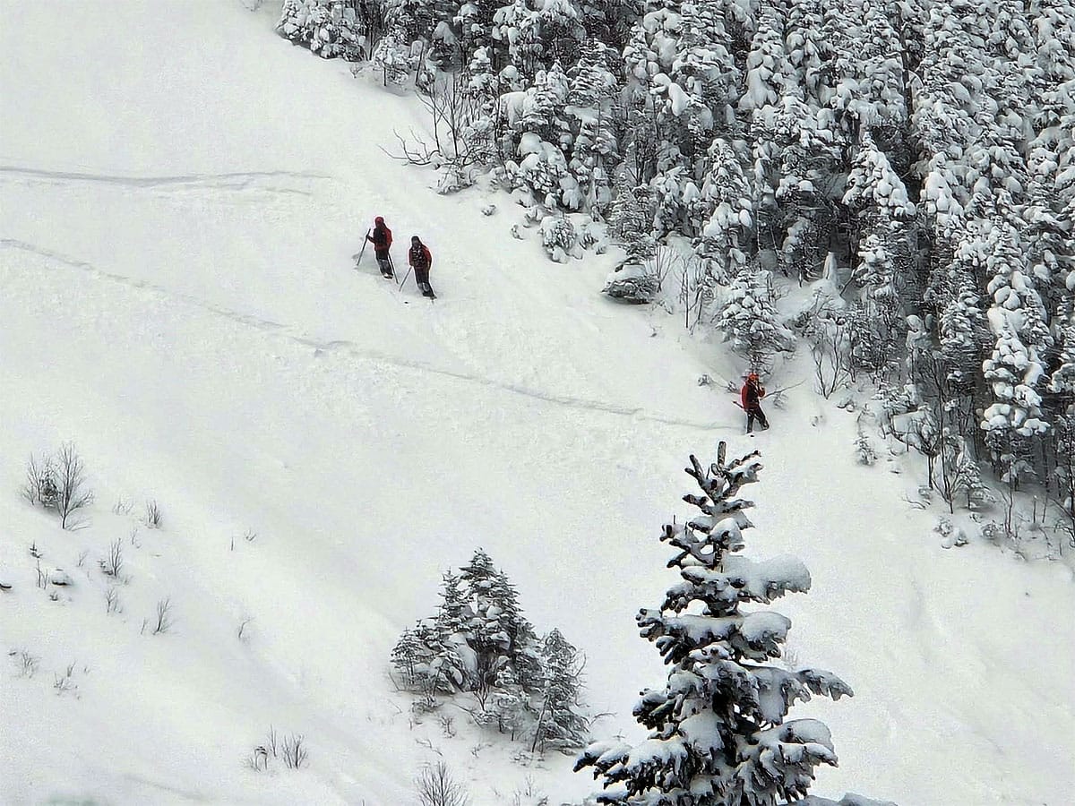 Ski patrol inspecting the slides and cutting tracks across the fall line to check for instability. 📷 Bill Brudvig&nbsp; 