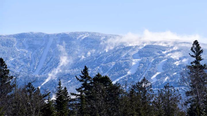 Saddleback opens for the season Saturday with all three quads spinning.  📷 Saddleback