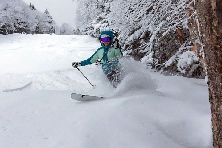 Sugarbush reported a surprise 10" up top from this last storm when it came in colder than expected.  📷 Sugarbush Resort