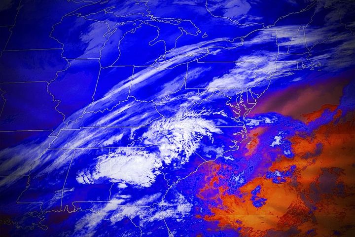 GOES-19 CO2 Longwave IR satellite imagery.