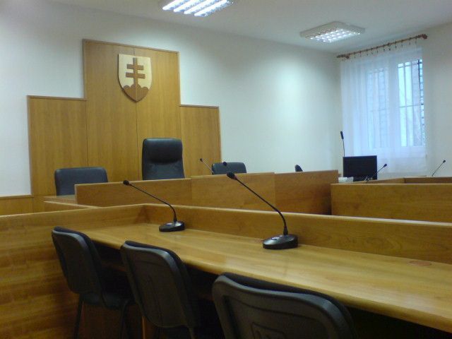 JUDIKATÚRA: K povinnosti súdu nariadiť ústne pojednávanie v konaní o správnom delikte