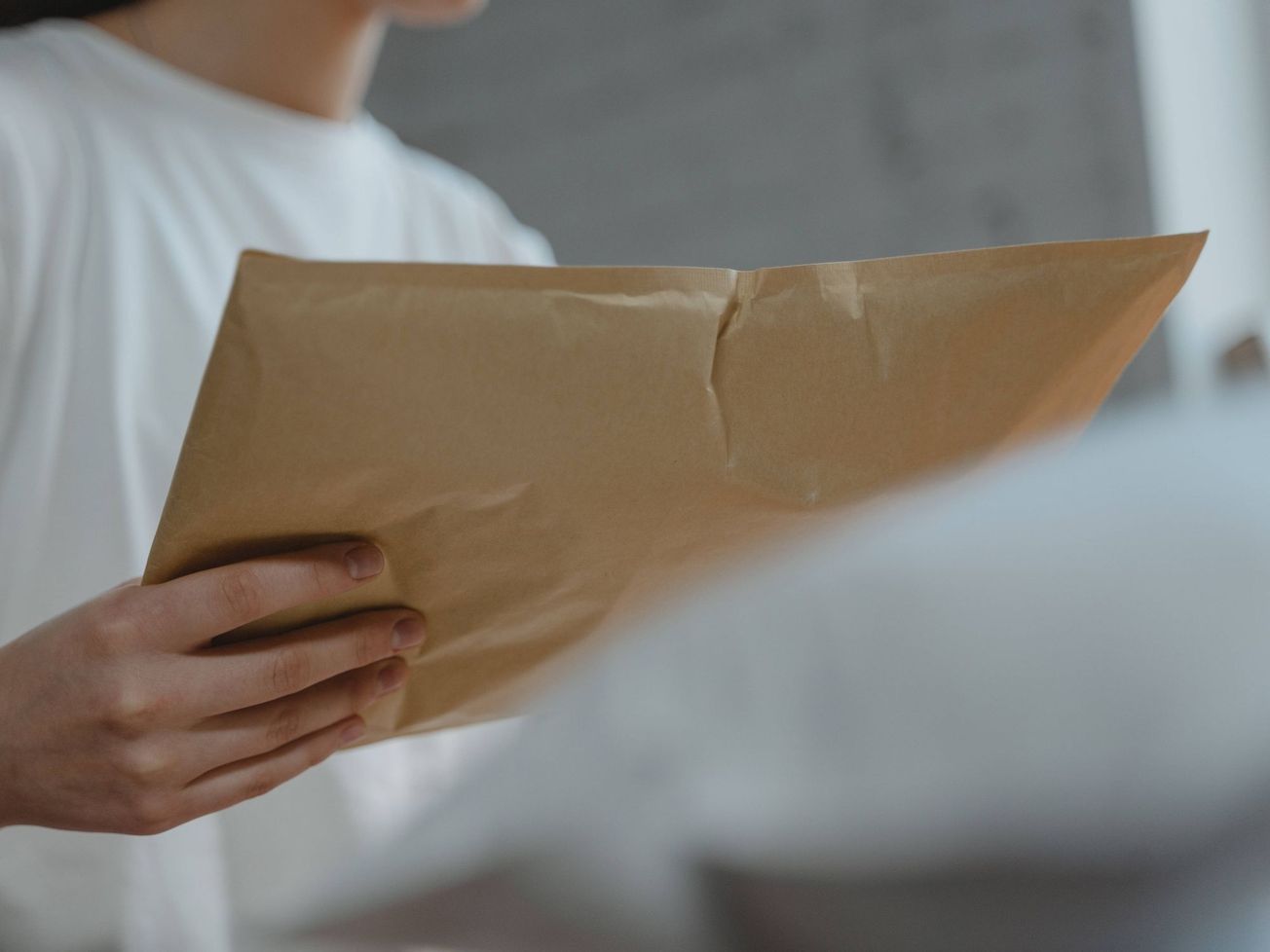 JUDIKATÚRA: Plynutie lehoty na podanie správnej žaloby – doručenie splnomocnencovi vs. oznámenie žalobcovi