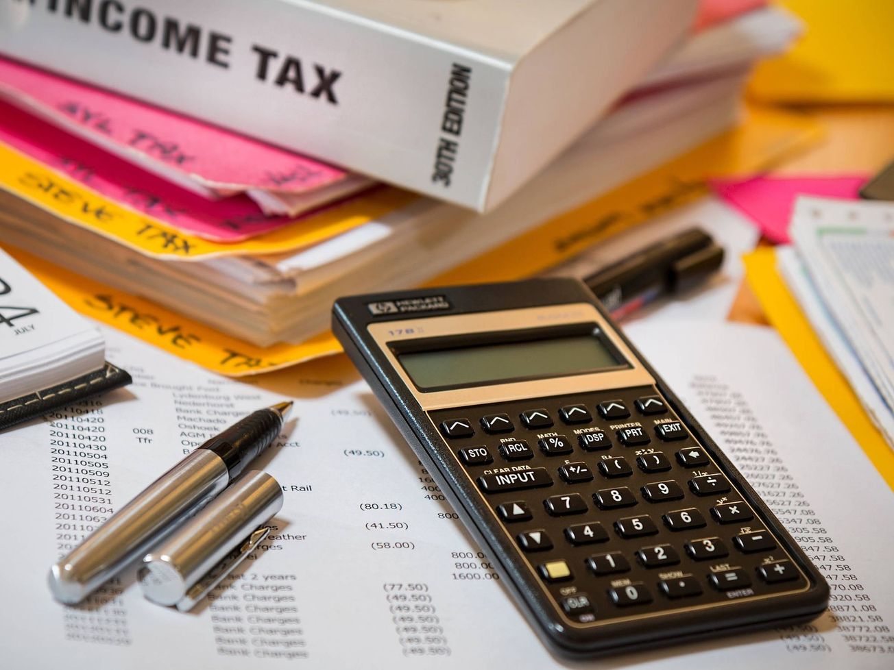 Dane môžete po novom platiť kartou