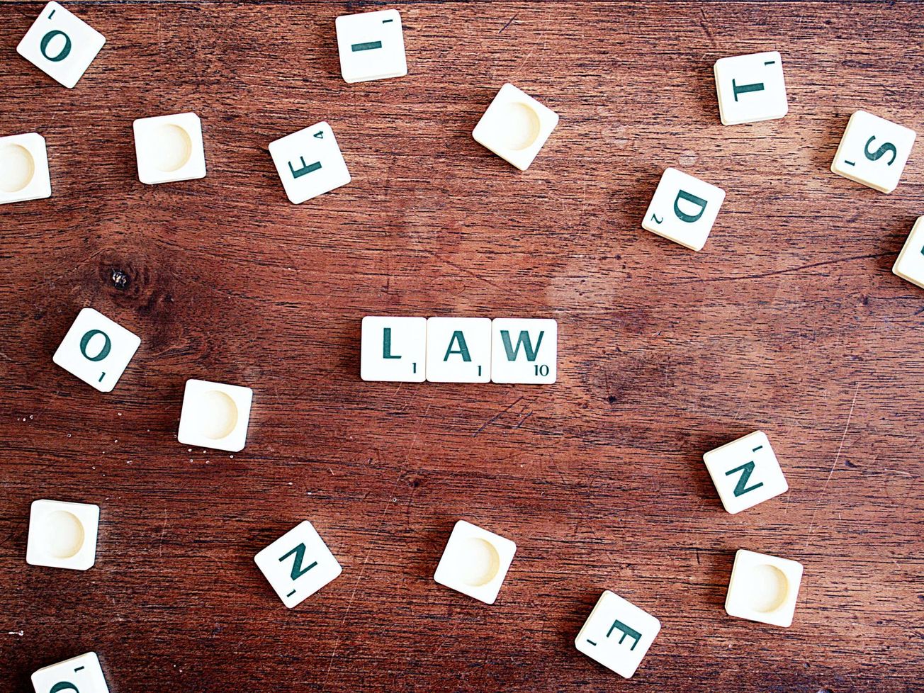 LEGISLATÍVA: ÚS SR prijal na ďalšie konanie návrh verejného ochrancu práv