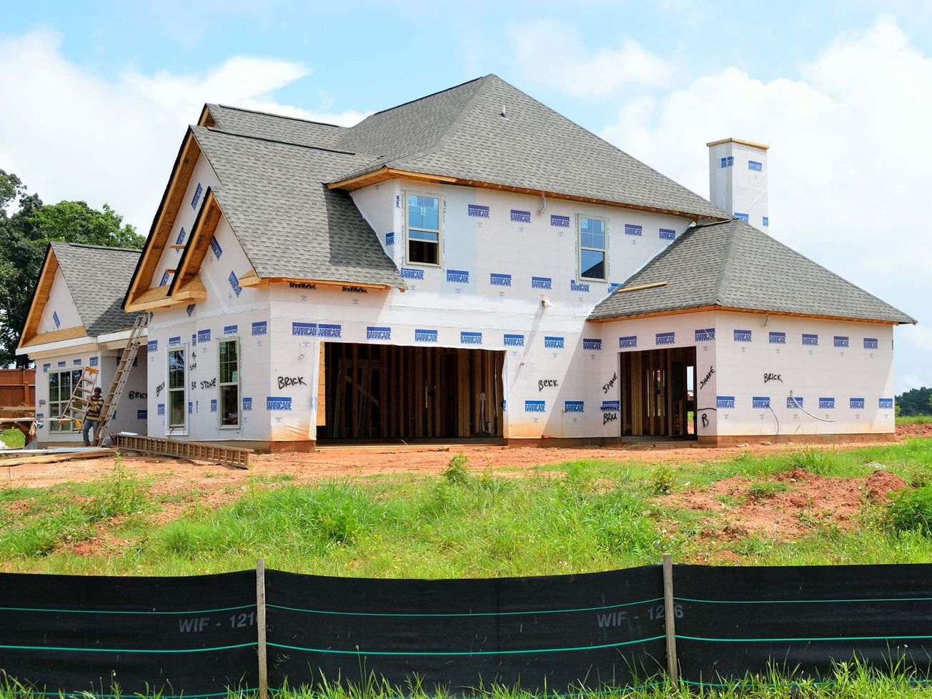 JUDIKATÚRA: Nesúlad stavby alebo jej užívania s územným plánom