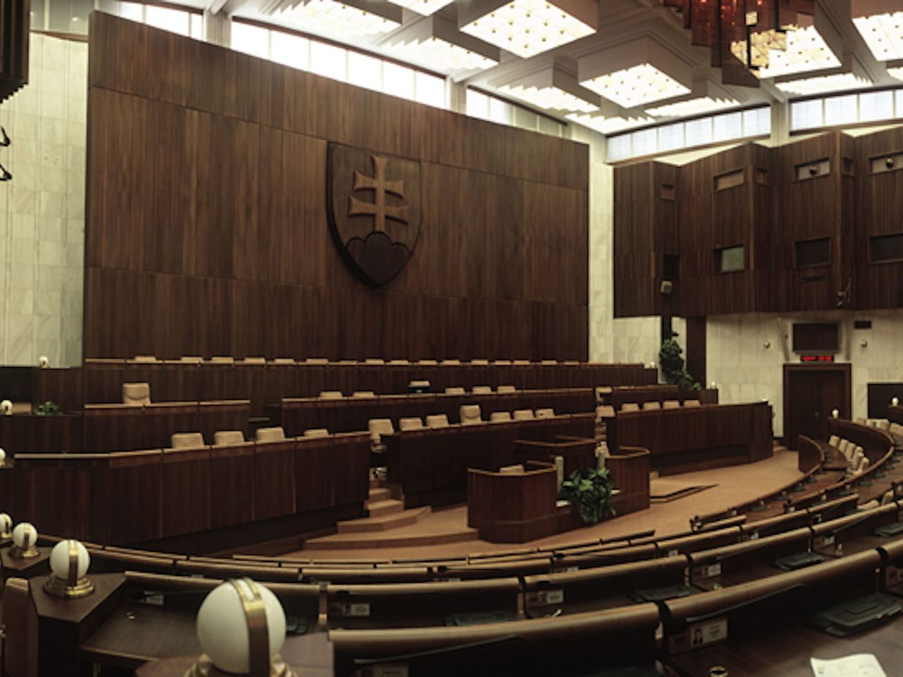 JUDIKATÚRA: Obsadzovanie uvoľnených mandátov poslancov NR SR