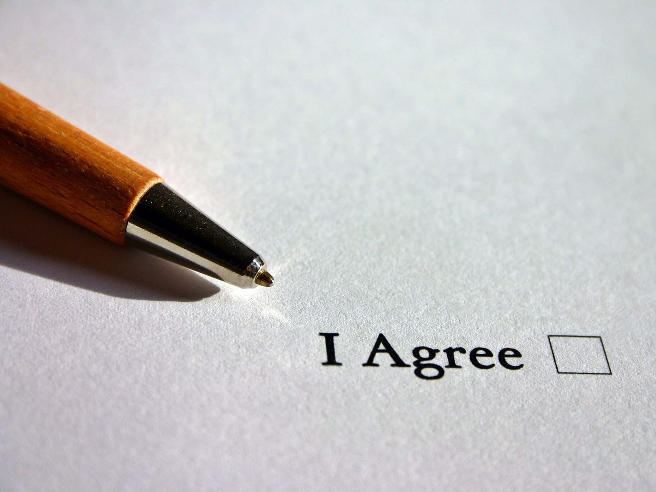 JUDIKATÚRA: Zmluvná pokuta v obchodnoprávnych vzťahoch – písomná forma