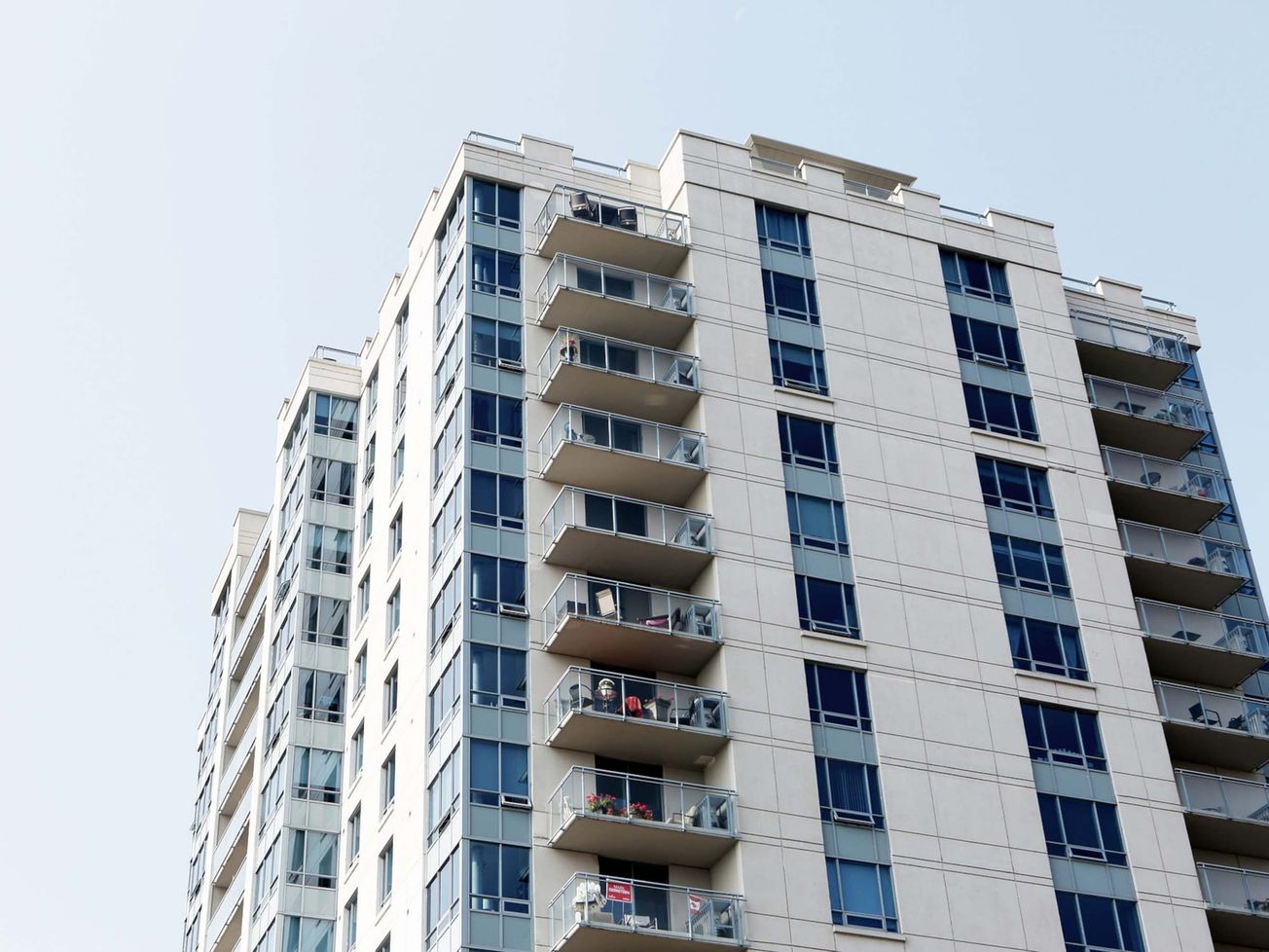 JUDIKATÚRA: Platnosť rozhodnutia zhromaždenia vlastníkov bytov po uplynutí prekluzívnej lehoty