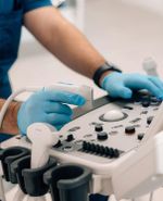 Allied health workers vote for industrial action in wages dispute