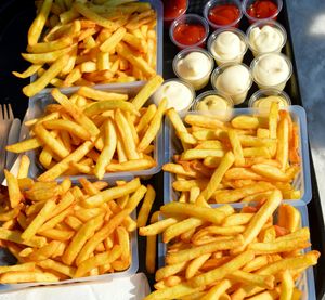 Regional Australians facing worsening diet trends, new study reveals