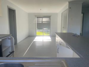 The curious case of Foster’s empty weatherboard