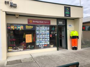 Welshpool Banking Agency quietly closes amid regional banking crisis