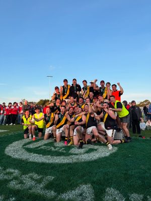 RING A DING FOSTER ARE KINGS