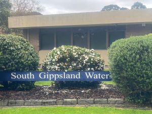 SGW confirms long-term future in Foster