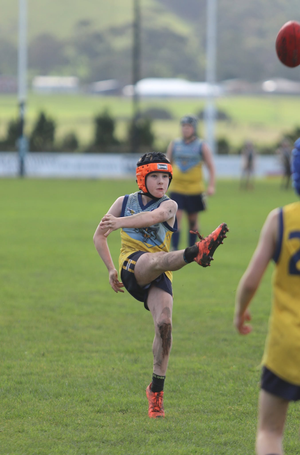 Junior Footy: Corner Inlet Stingrays take on the Meeniyan Dumbalk Dees