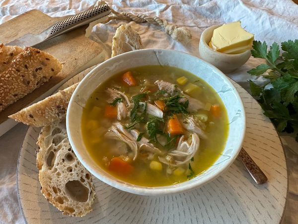 Chicken, leek and sweetcorn soup