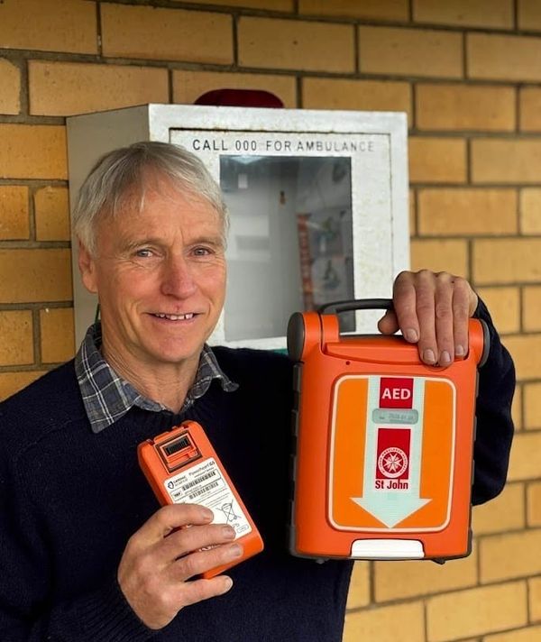 Rotary donation keeps Fish Creek defibrillator ready to save lives