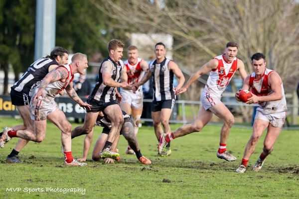 Roos leap into MGFNL Grand Final