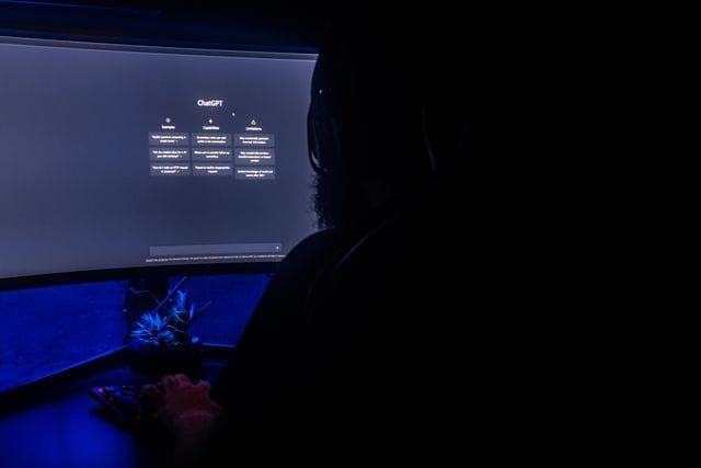 The Complete VPN Guide: How VPNs Work, Security, Speed & Choosing a VPN