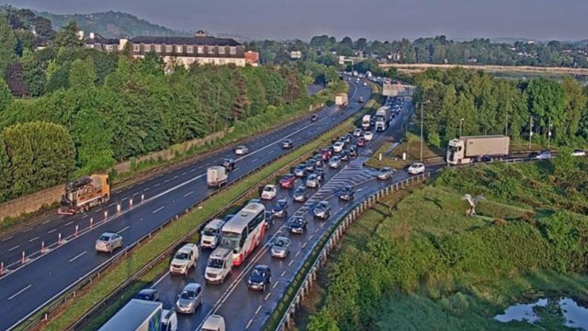 Long Delays on N40 Due to Collision