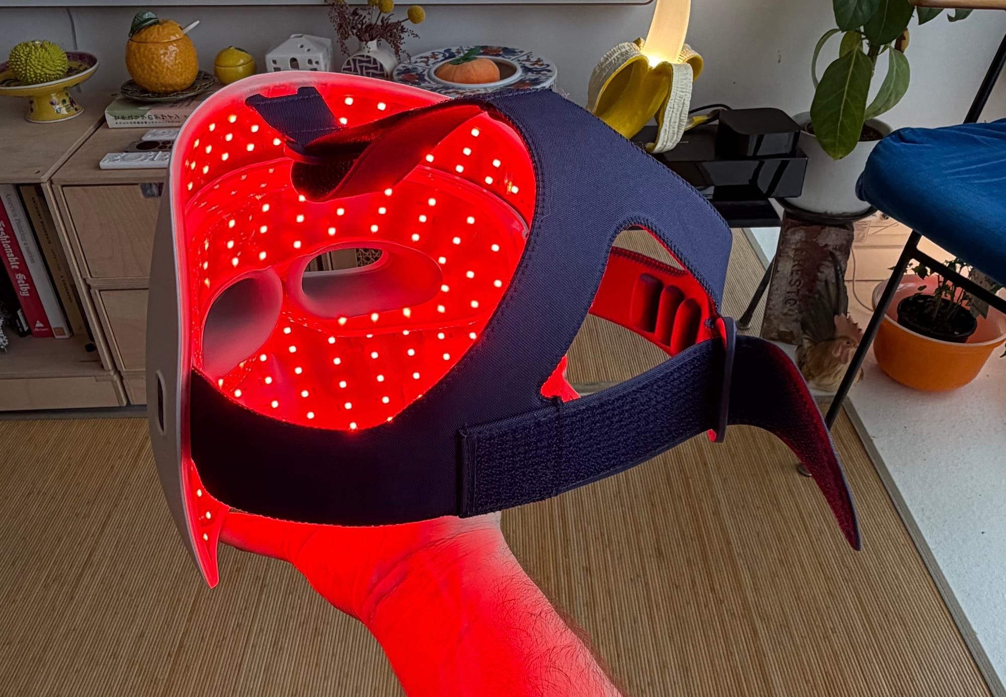 TheraFace Mask Glo review - a lightweight LED face mask that fits easily into a daily routine