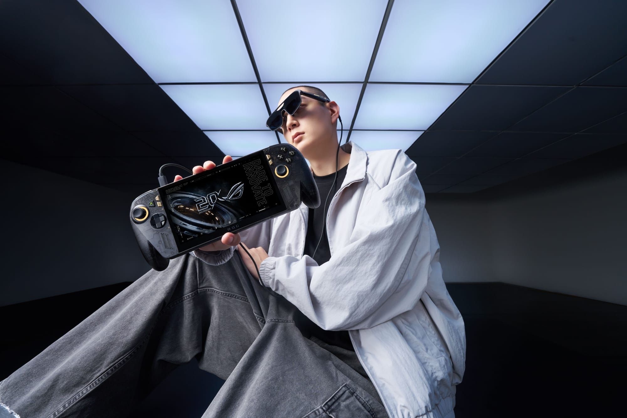 ASUS ROG And Xbox Unveil The Limited-Edition Ally X20 With OLED Display And AR Glasses
